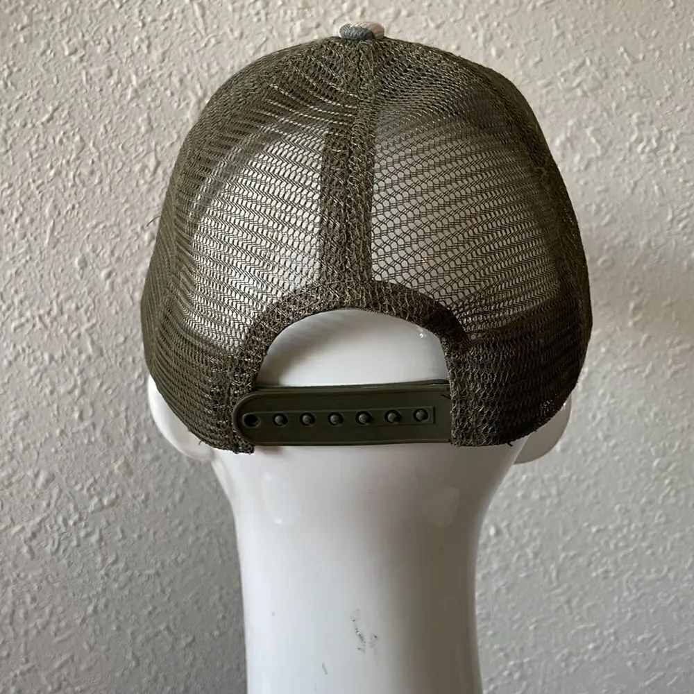NWOT American Flag Camo Snap Back Cap EUC